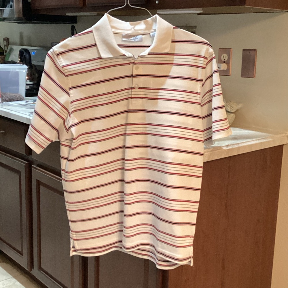 Men’s Size Medium Ashworth Polo. Basically White with Red and Black Stripes